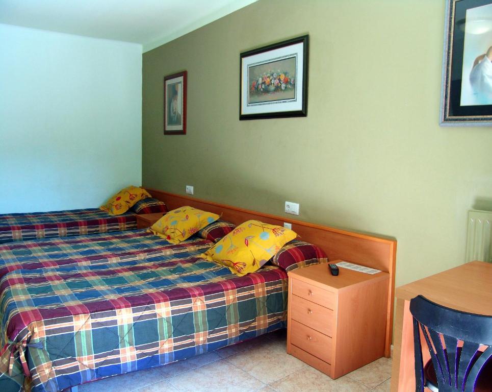 Hotel Pinxo Santa Coloma De Farners Quarto foto